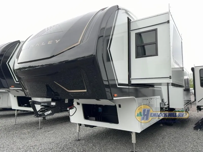 2026 Brinkley Model Z 3100 - Photo 4