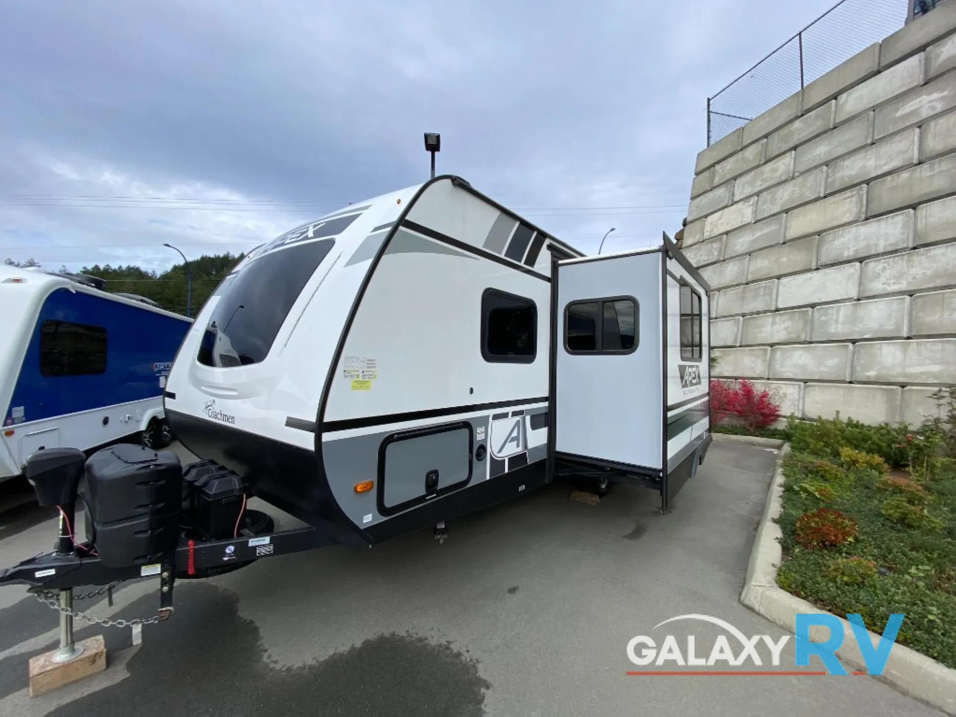 2022 Coachmen Apex 211RBS - Photo 3