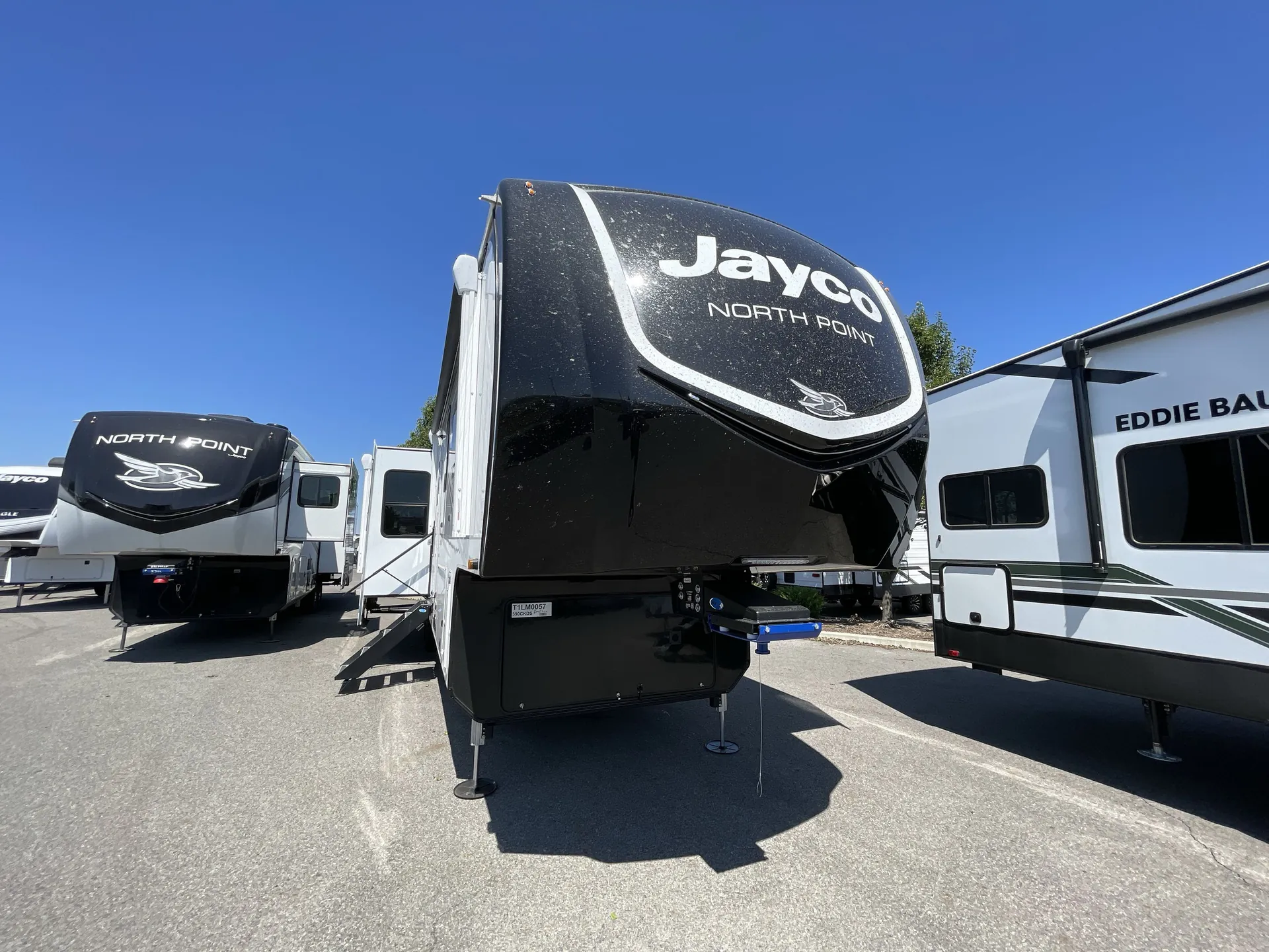 2026 Jayco North Point 390CKDS - Photo 2