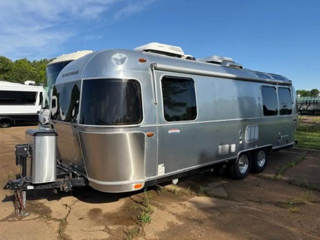 2018 Airstream International Serenity 25RB - Photo 4