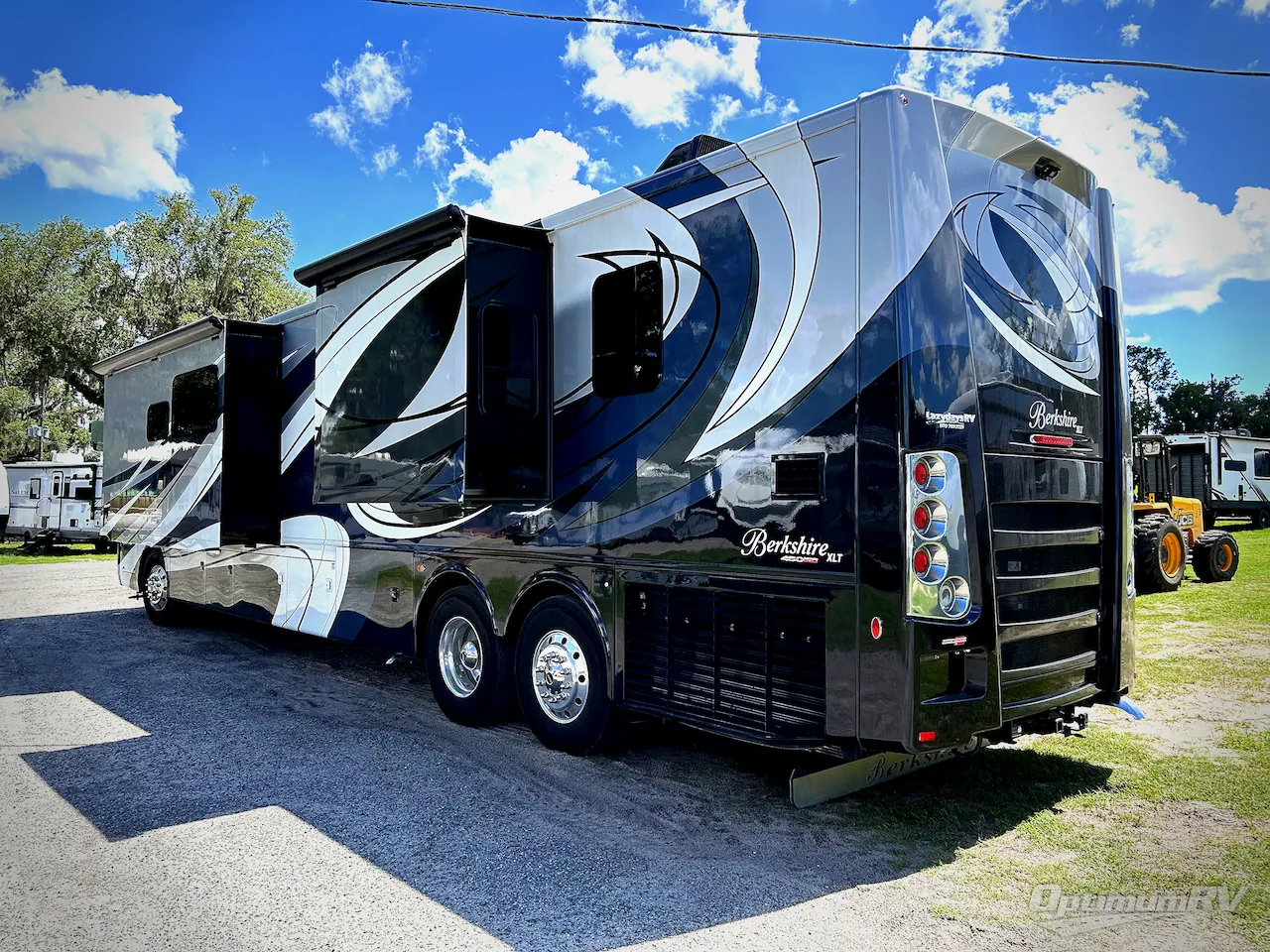 2022 Forest River Berkshire XLT 45CA - Photo 4