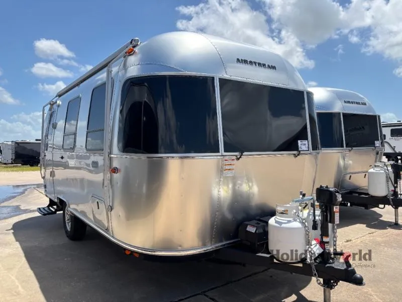 2026 Airstream Bambi 22FB - Photo 2