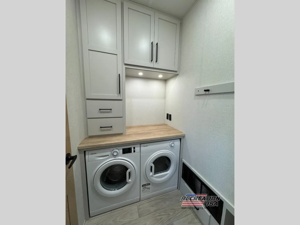 2026 Forest River Sierra 3800RK, Photos photo 13