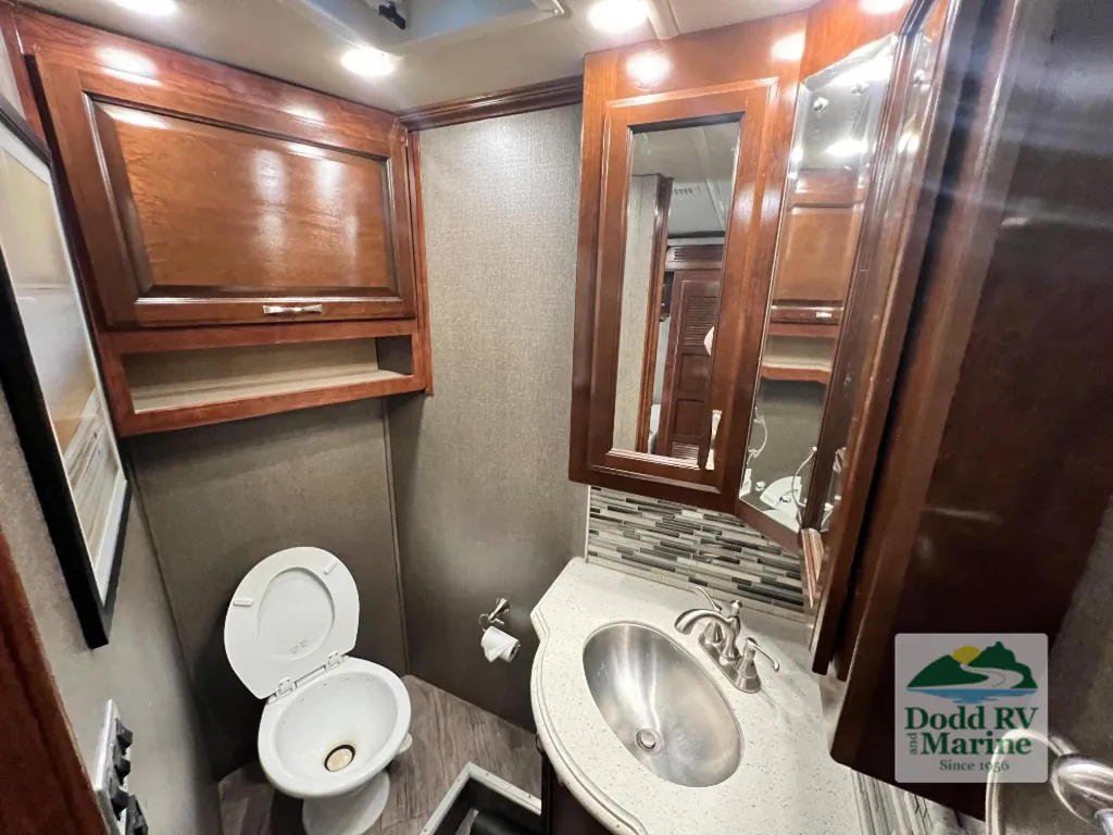 2019 Fleetwood Pace Arrow LXE 38K, Photos photo 30