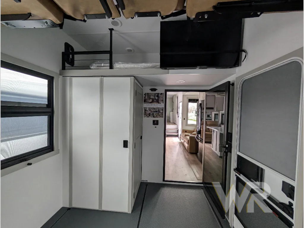 2026 Brinkley Model G 3520, Photos photo 20
