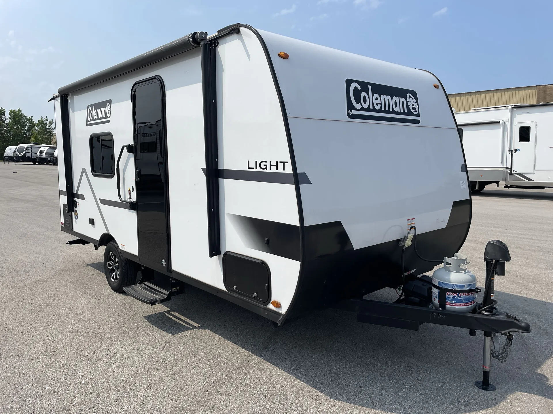 2025 Keystone Coleman Light 17RX - Photo 2