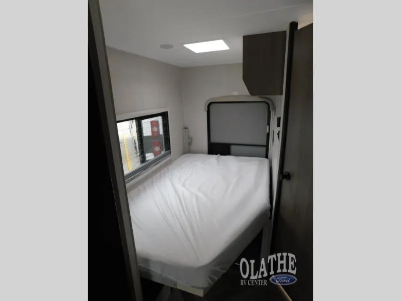 2025 Coachmen Cross Trail EV 21XG - Photo 4
