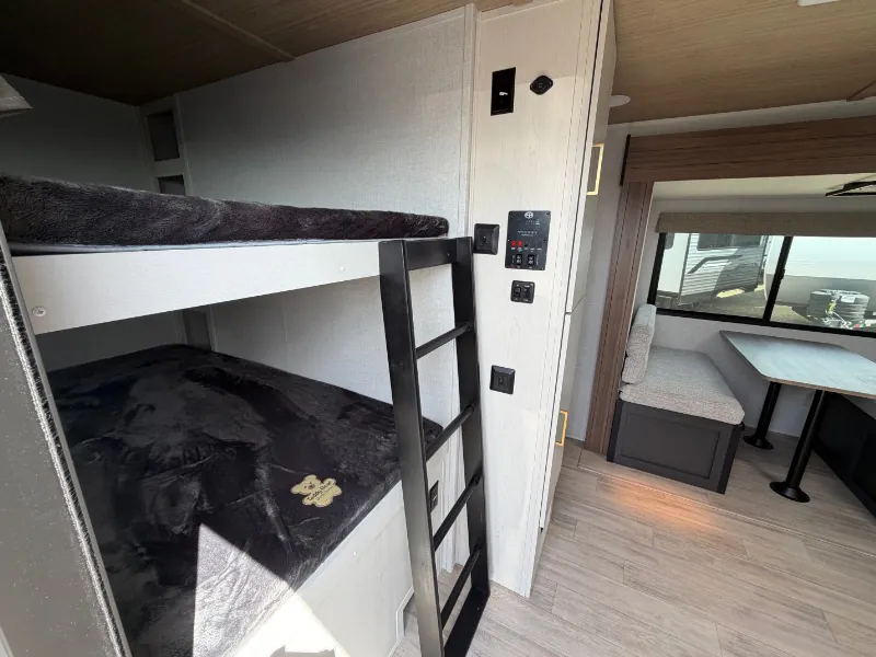2026 Forest River Vibe Extreme Lite 2600BH, Photos photo 14