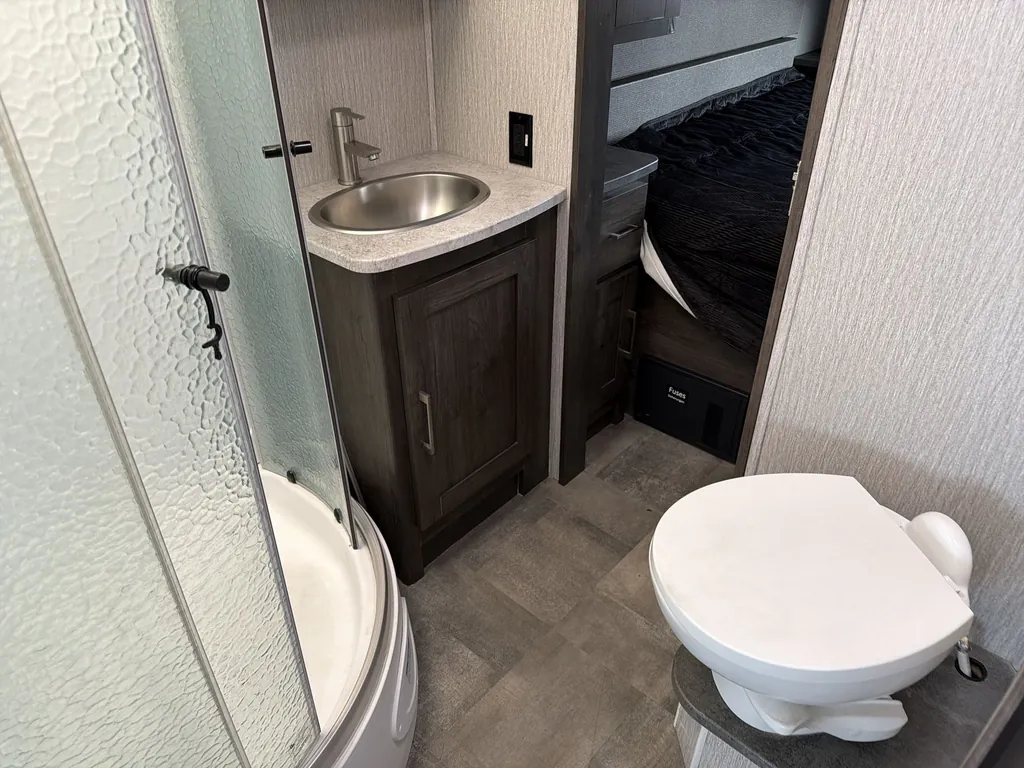 2023 Coachmen Pursuit 31BH, Photos photo 19