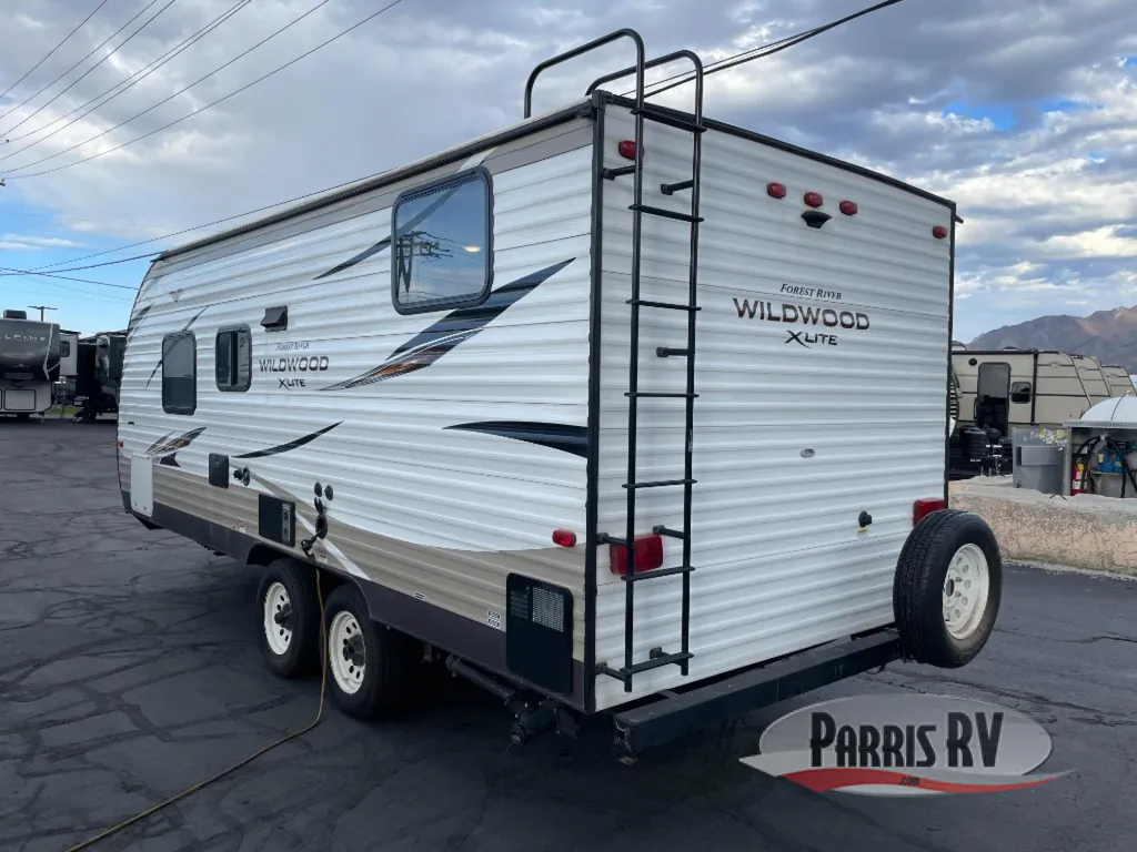 2019 Forest River Wildwood X-Lite 201BHXL, Photos photo 7