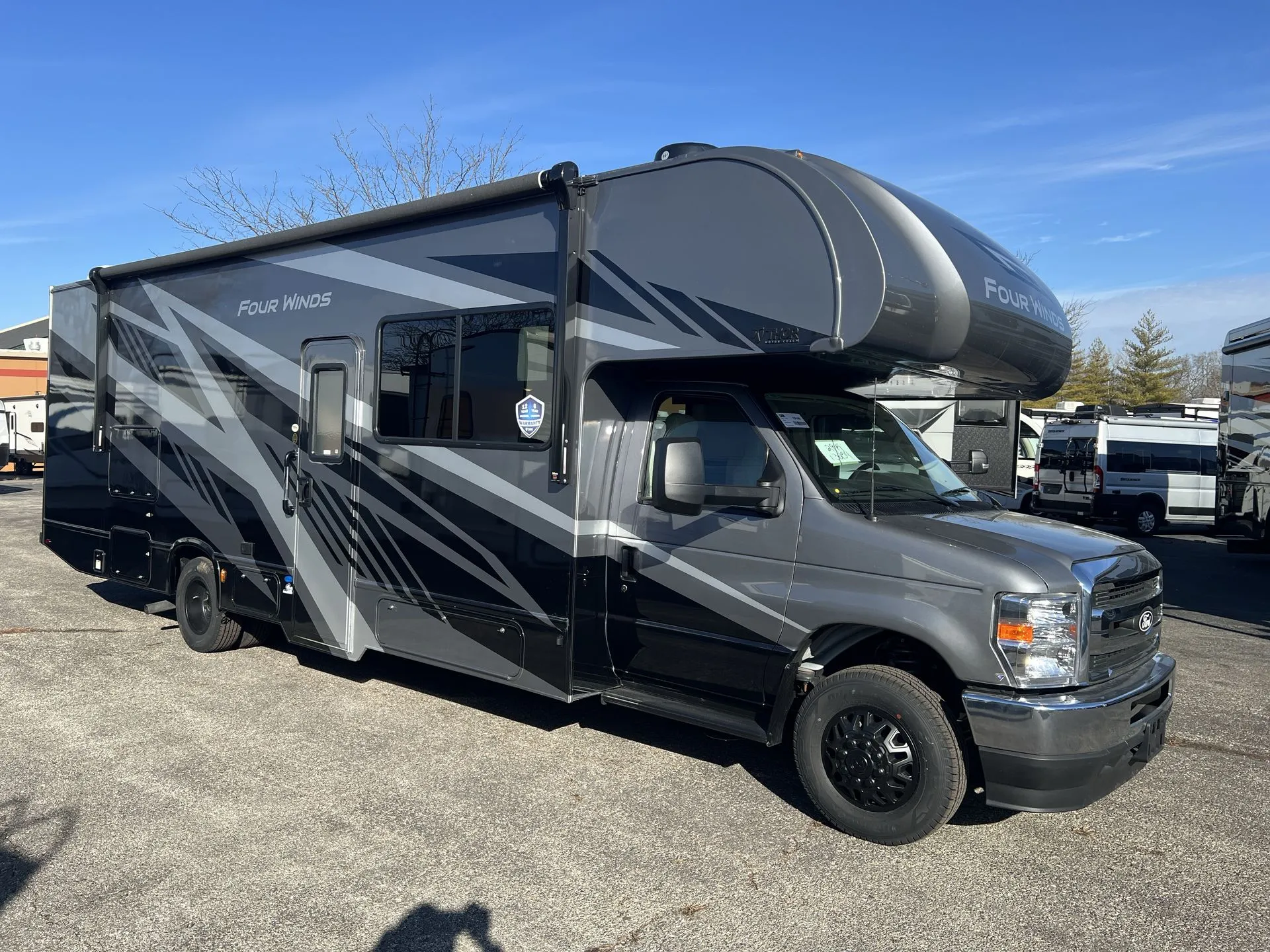 2026 Thor Motor Coach Four Winds 29K - Photo 2