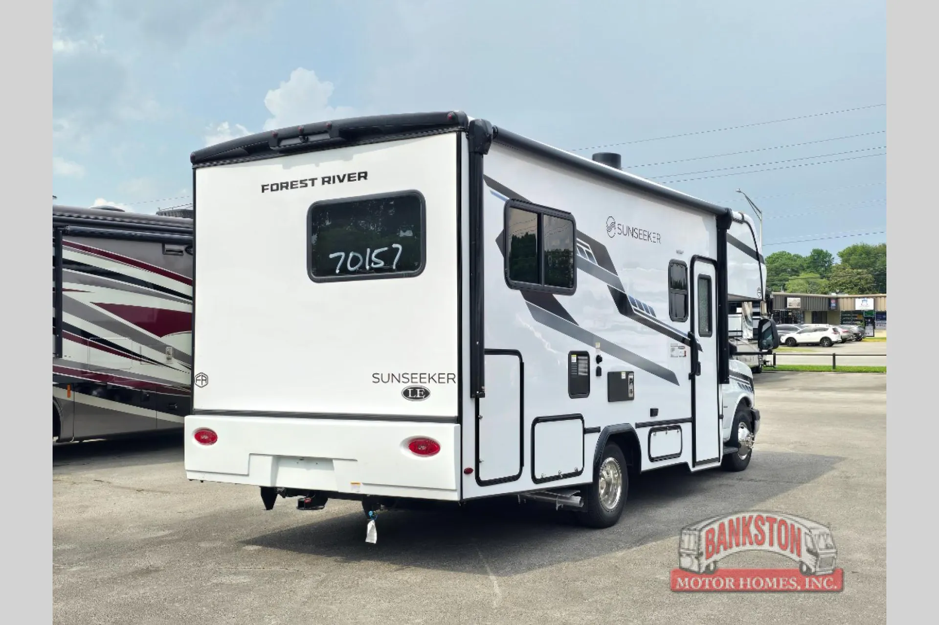 2027 Forest River Sunseeker LE 2350LE — Photo 6