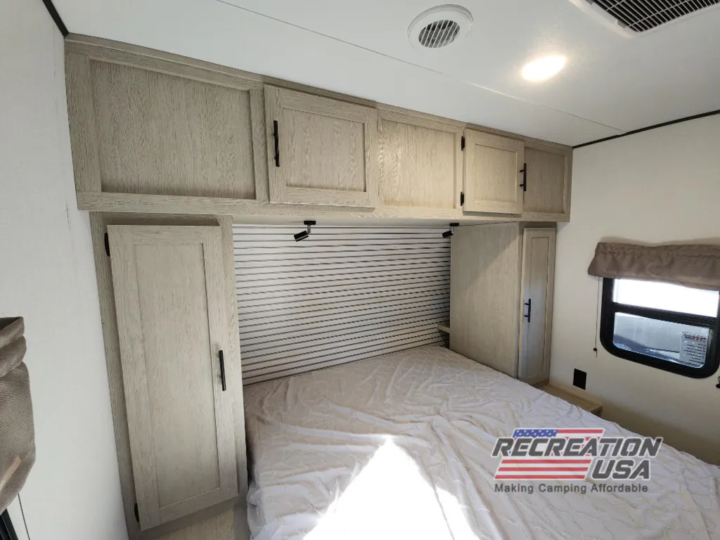 2026 Shasta RVs i-5 Edition 533BH, Photos photo 19