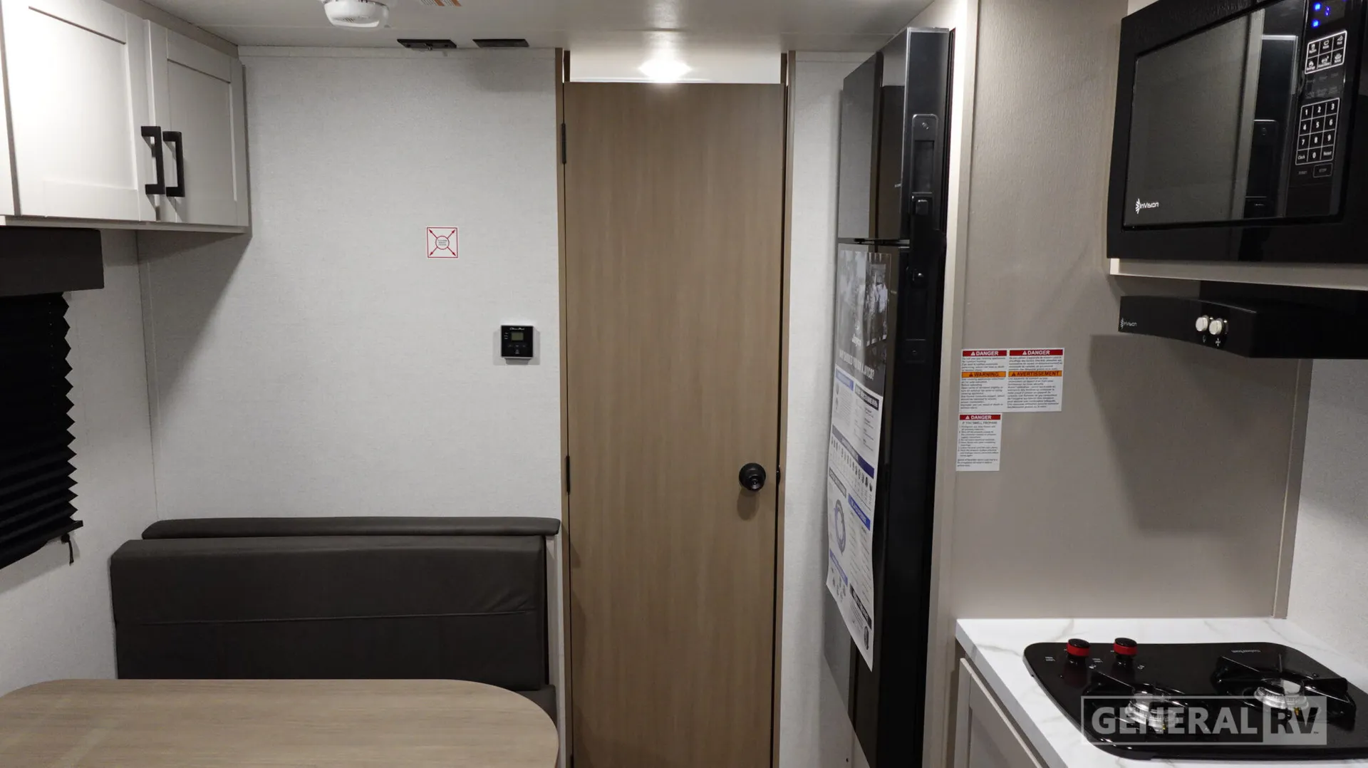 2027 Jayco Jay Flight SLX 175FQ - Photo 3