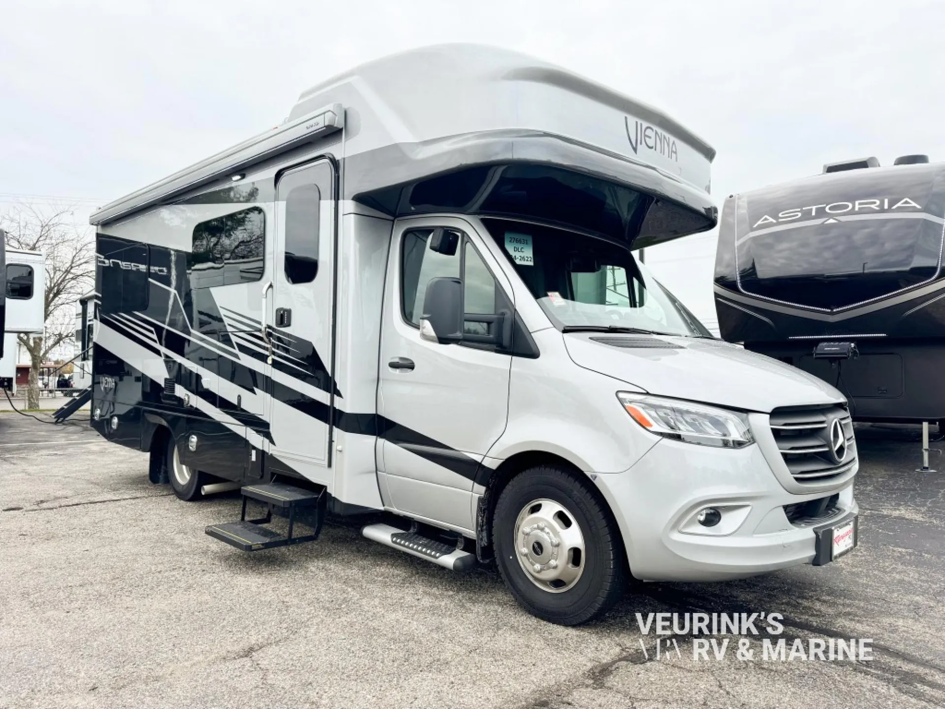 2025 Renegade RV Vienna 25DLC - Photo 2