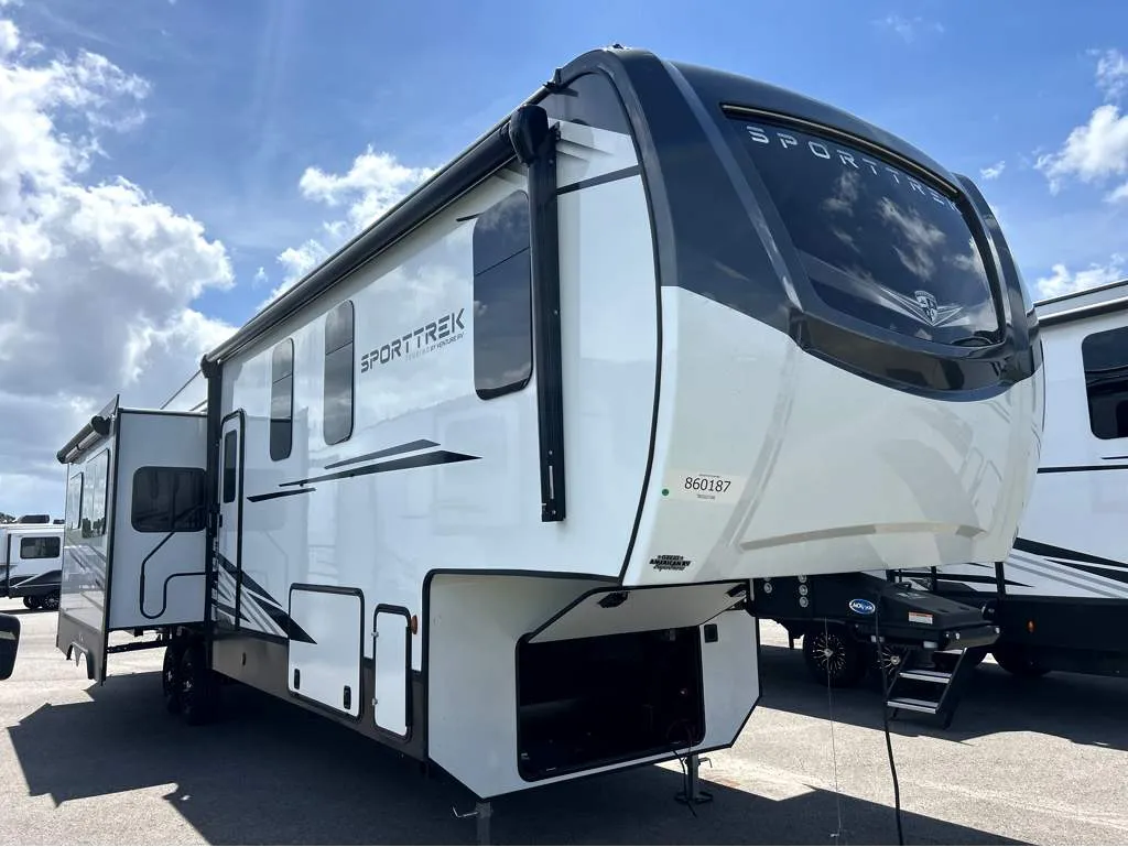 2026 Venture RV SportTrek 5 Touring Edition STTF354VBH - Main photo