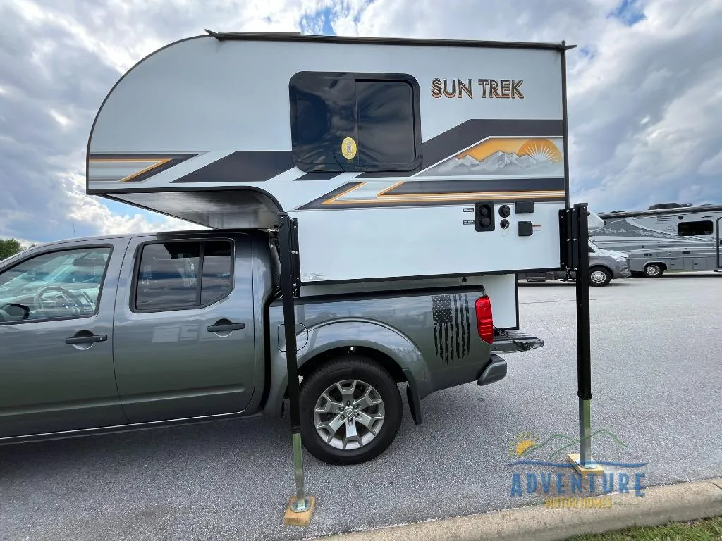 2025 Sunset Park RV Sun Trek 600 - Photo 2