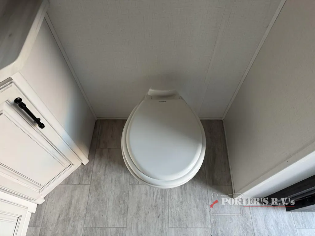 2023 Keystone Montana 3901RK, Photos photo 38