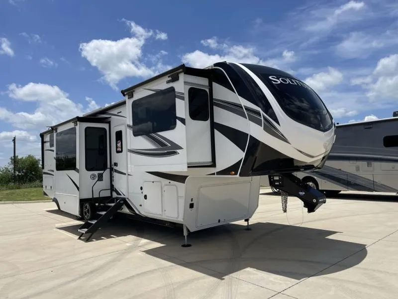 2024 Grand Design Solitude 380FL - Photo 3