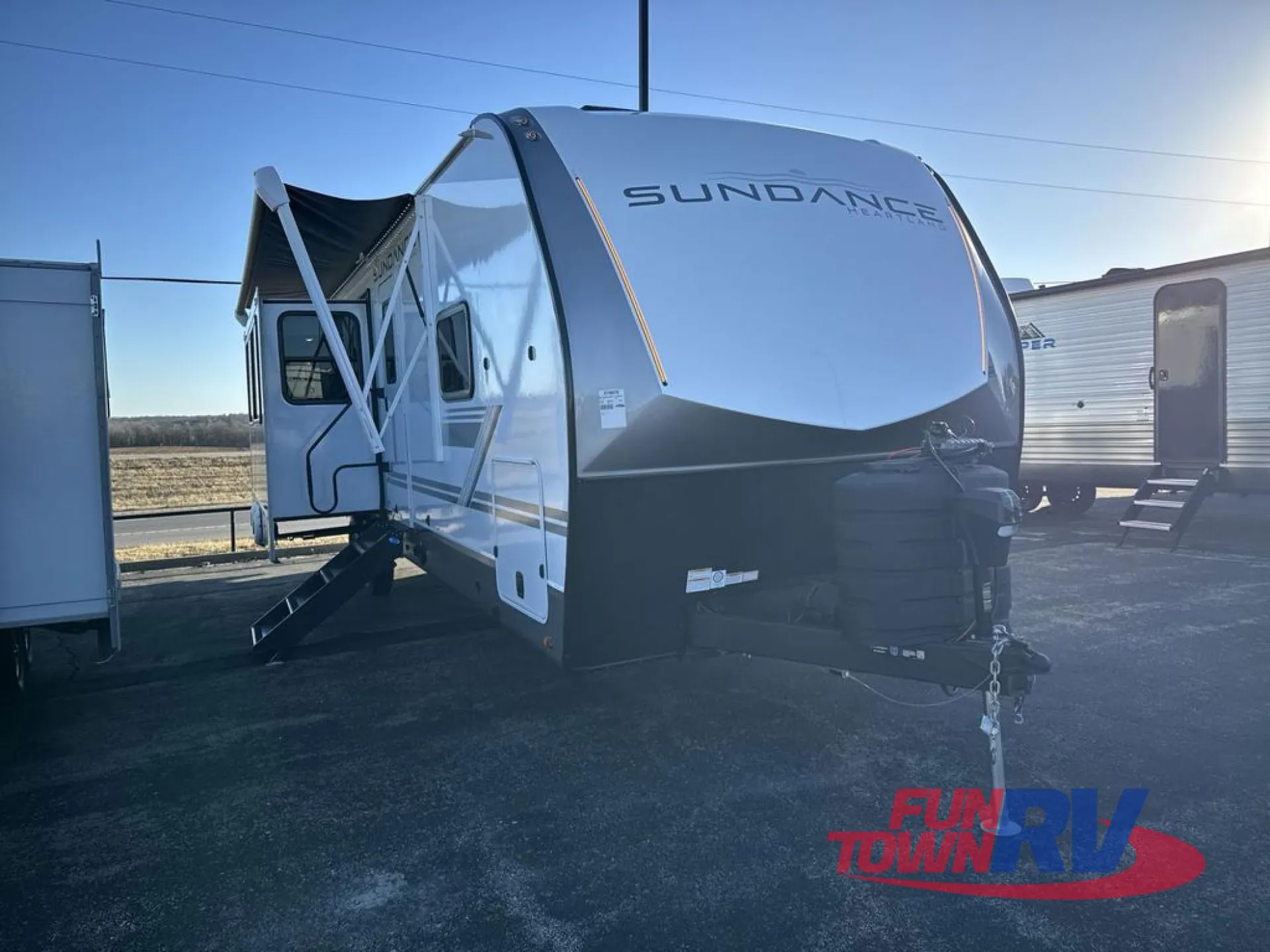 2026 Heartland Sundance Ultra-Lite 31BROK - Photo 2