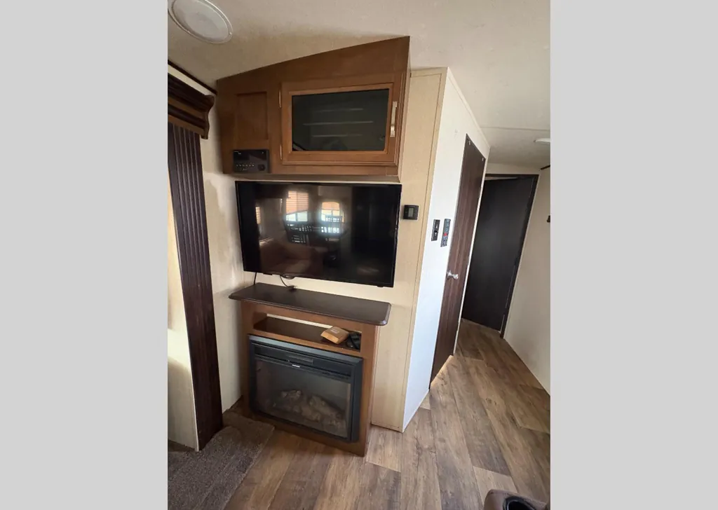 2018 Forest River Salem Hemisphere Lite 282RK, Photos photo 12