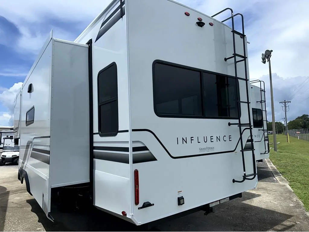 2026 Grand Design Influence 2903RL - Photo 4
