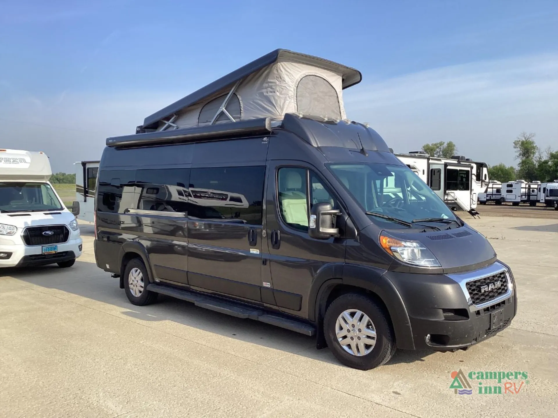2023 Thor Motor Coach Sequence 20A - Photo 2