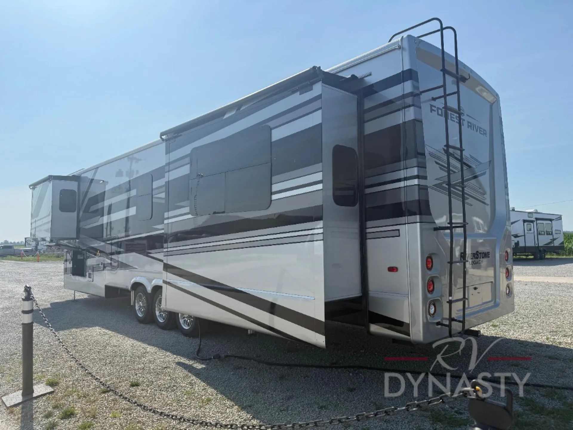 2026 Forest River RiverStone 420RE — Photo 5