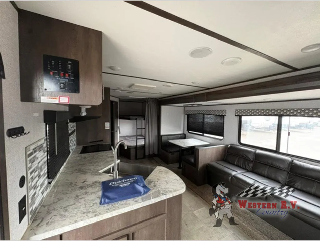 2020 Dutchmen Coleman Lantern 263BH, Photos photo 13