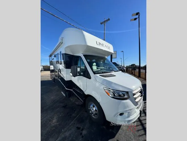 2026 Grand Design Lineage Series M 25TK - Photo 2
