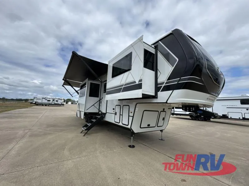 2026 Keystone Montana 3761FL - Photo 3