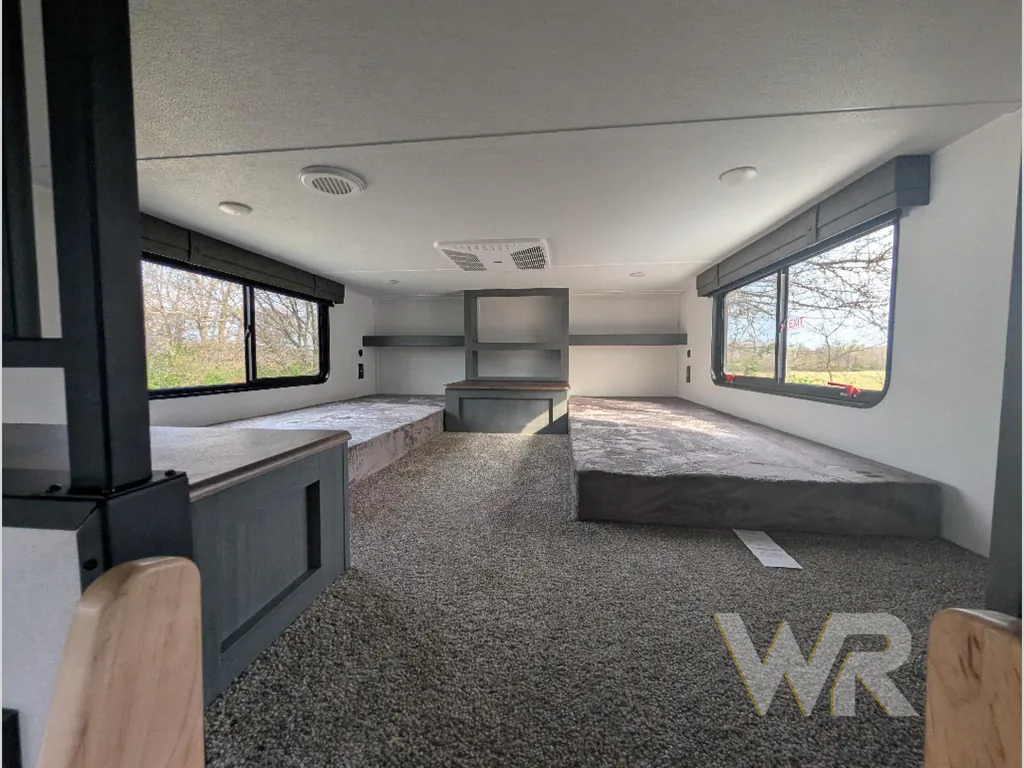 2027 Forest River Puma Vista 421LFT, Photos photo 4