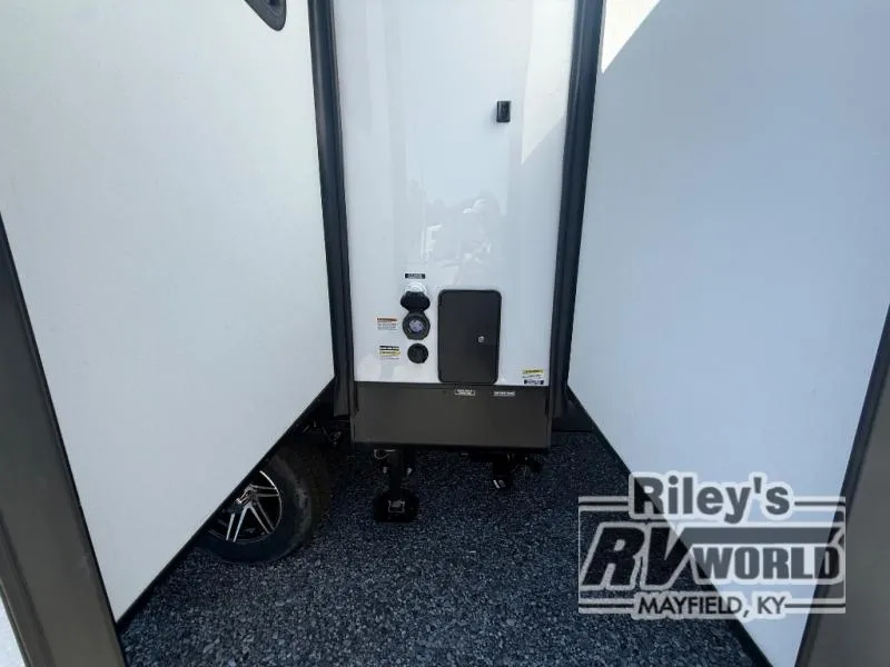 2026 Coachmen Catalina Legacy Edition 343BHTS - Photo 4