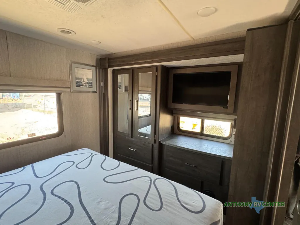 2022 Coachmen Pursuit 31BH, Photos photo 19