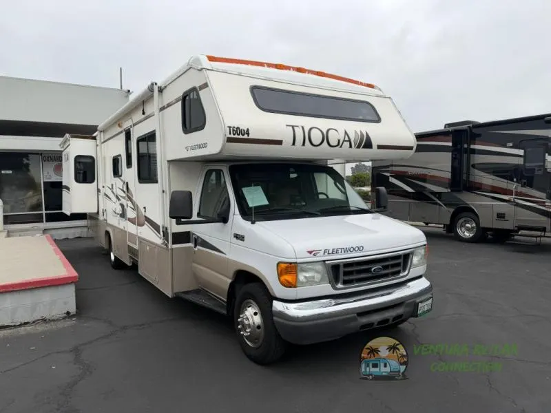 2006 Fleetwood RV Tioga 31M - Main photo