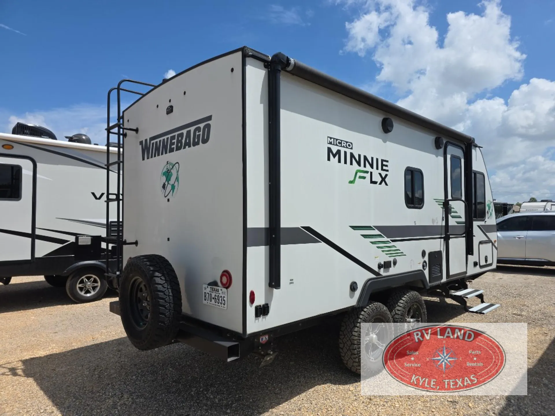 2022 Winnebago Micro Minnie FLX 2100BH - Photo 2