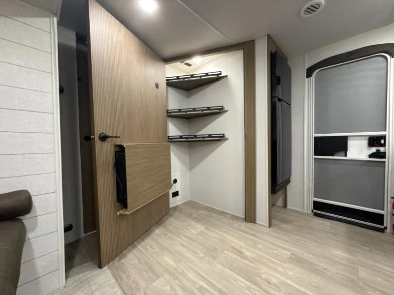 2027 Forest River RV Salem 26DBHD - Photo 4