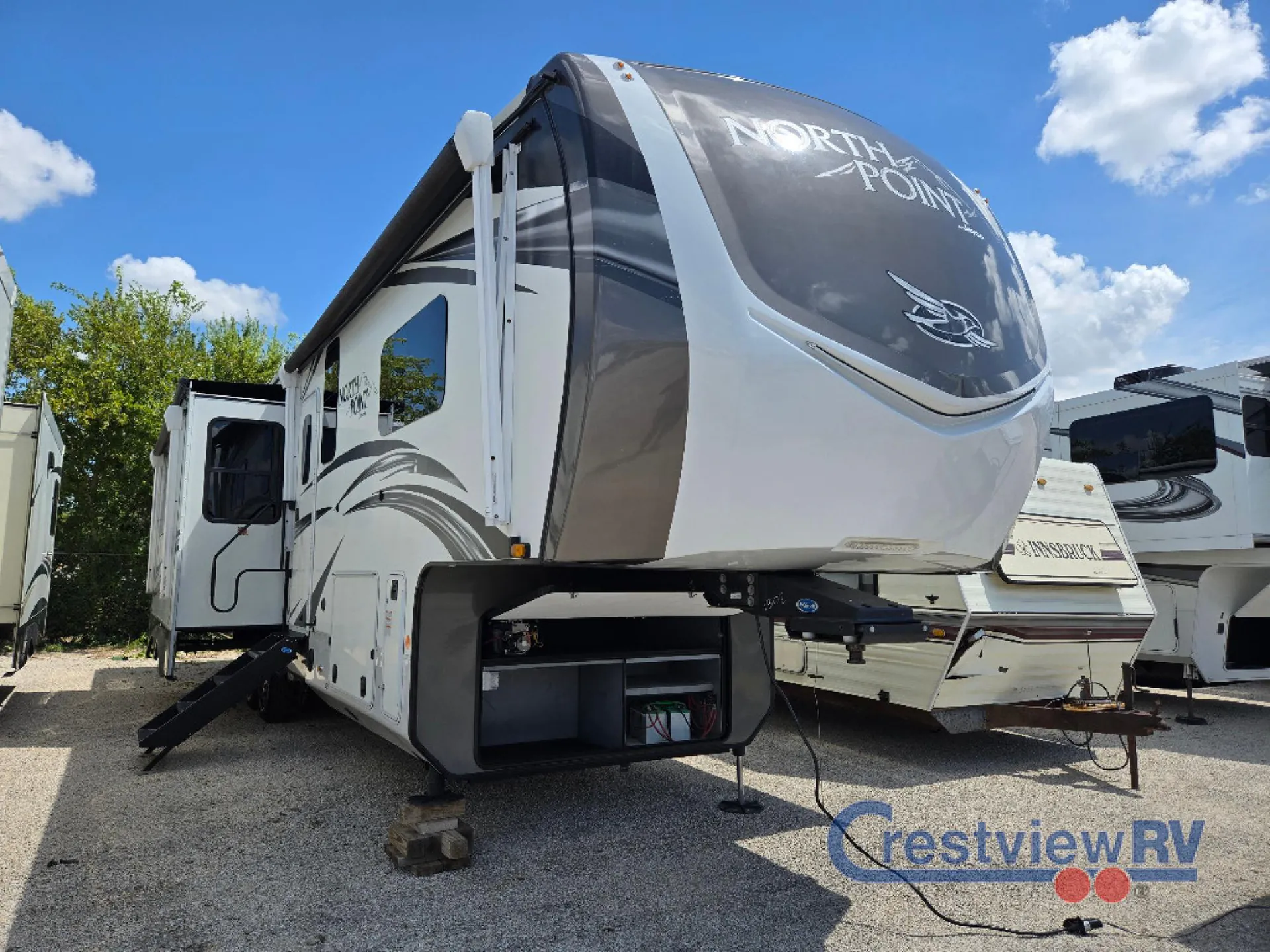 2021 Jayco North Point 373BHOK - Photo 3