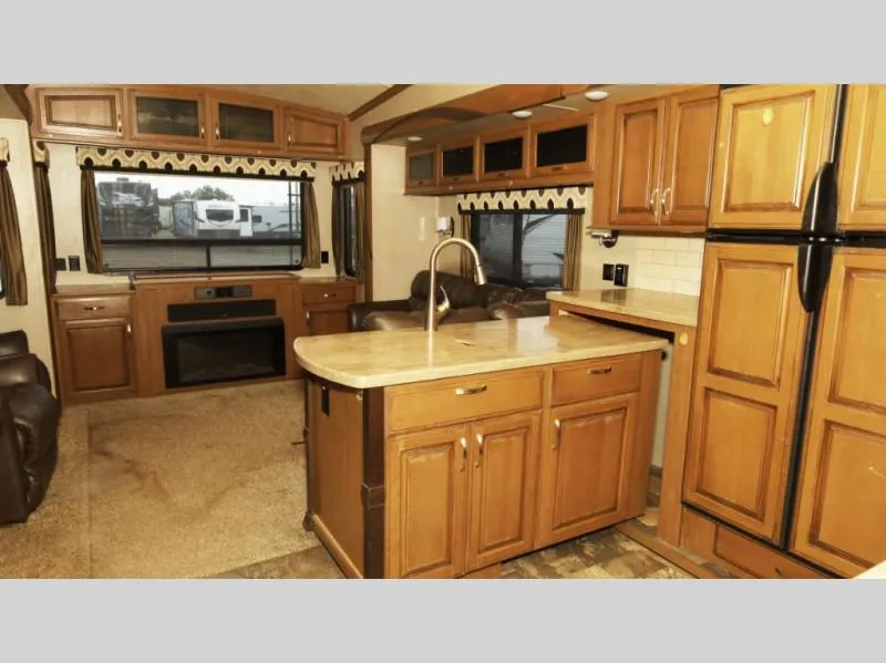 2018 Forest River RV Cedar Creek Hathaway Edition 34RE - Photo 2