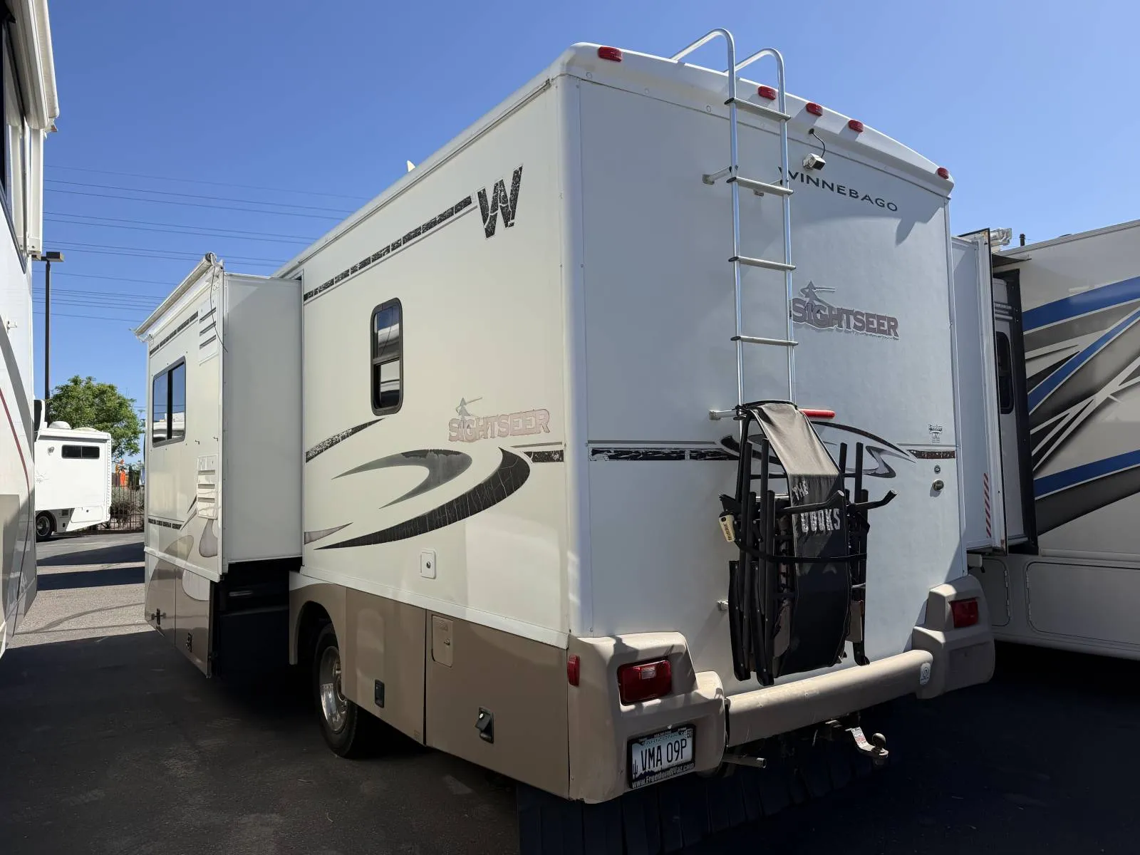 2006 Winnebago Sightseer 26P - Photo 4