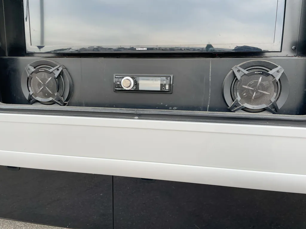 2017 Fleetwood Pace Arrow LXE 38F, Photos photo 45