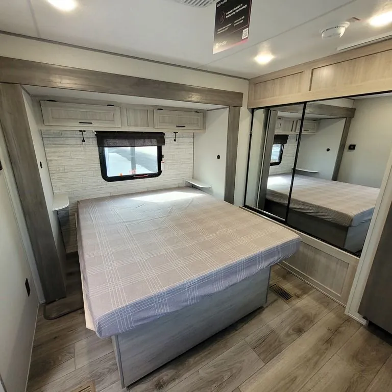 2026 Coachmen Catalina Legacy Edition 333DORM, Photos photo 16