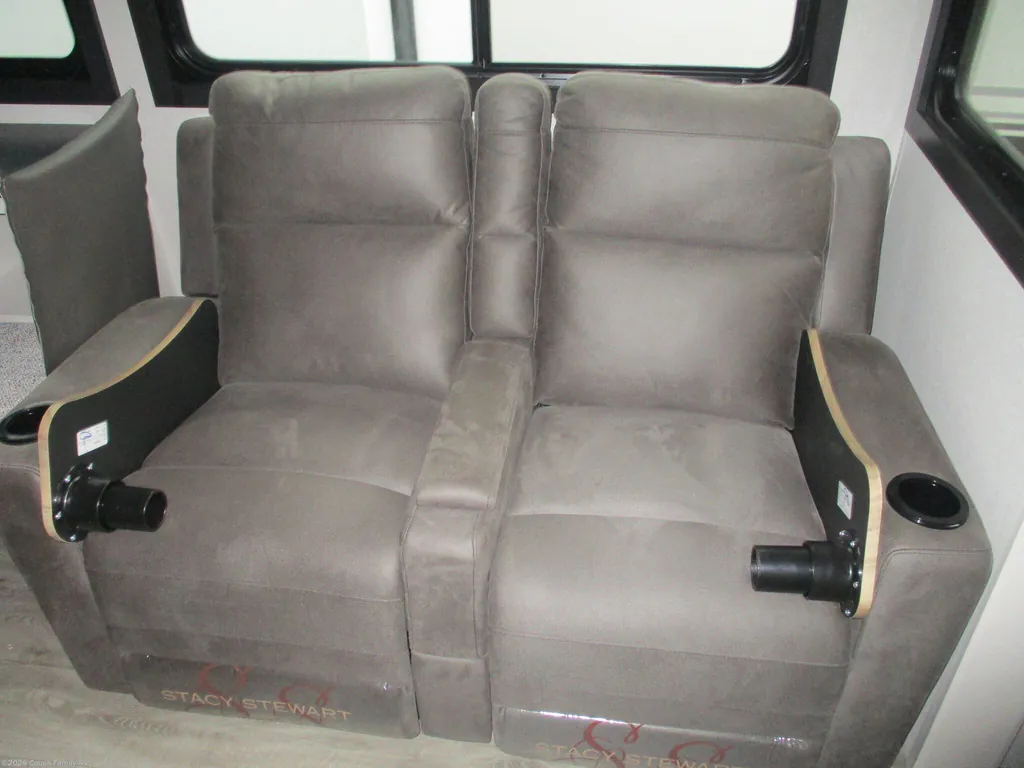 2026 Jayco Eagle 321RSTS, Photos photo 10