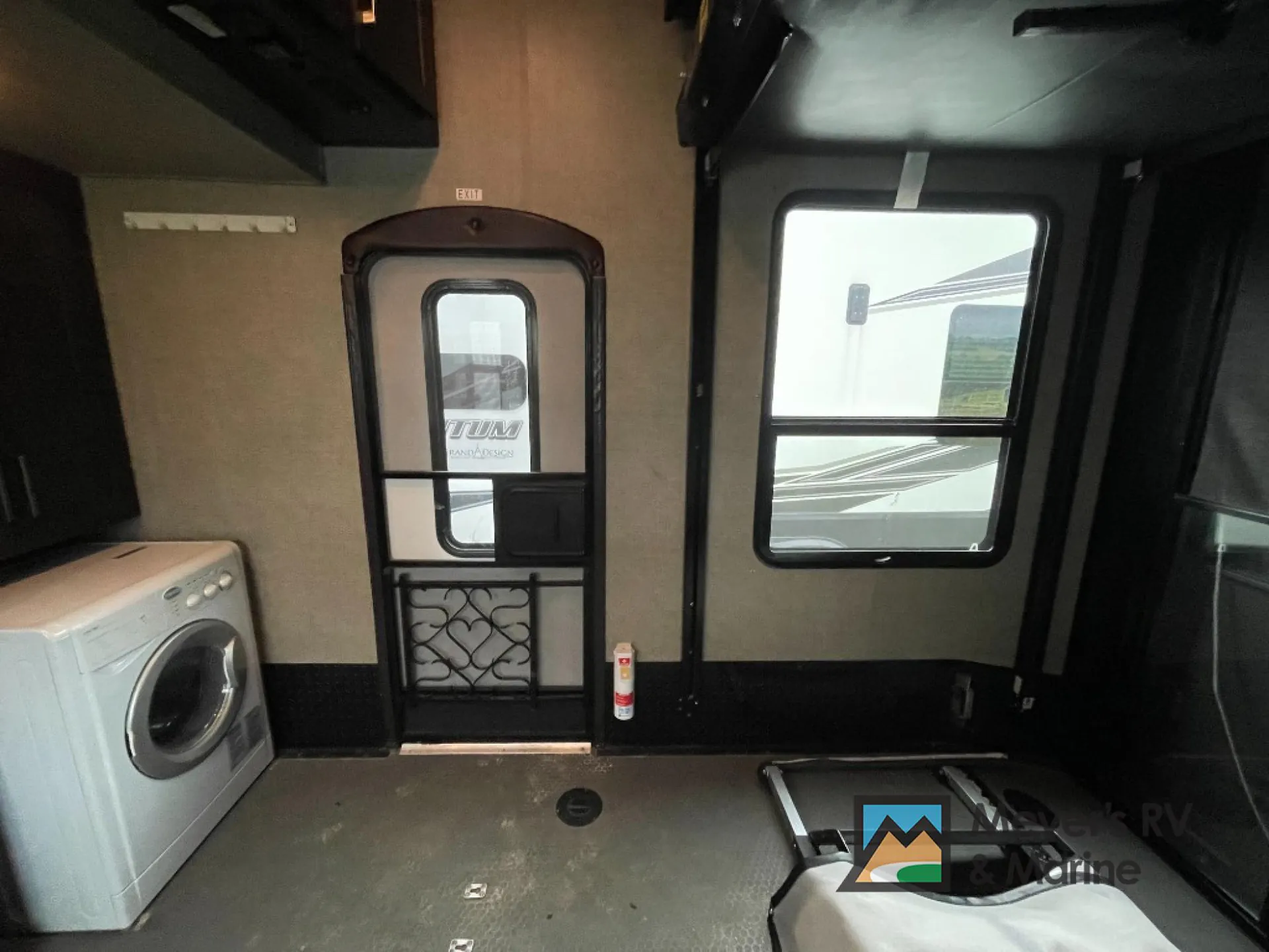 2017 Keystone Raptor 352 - Photo 4