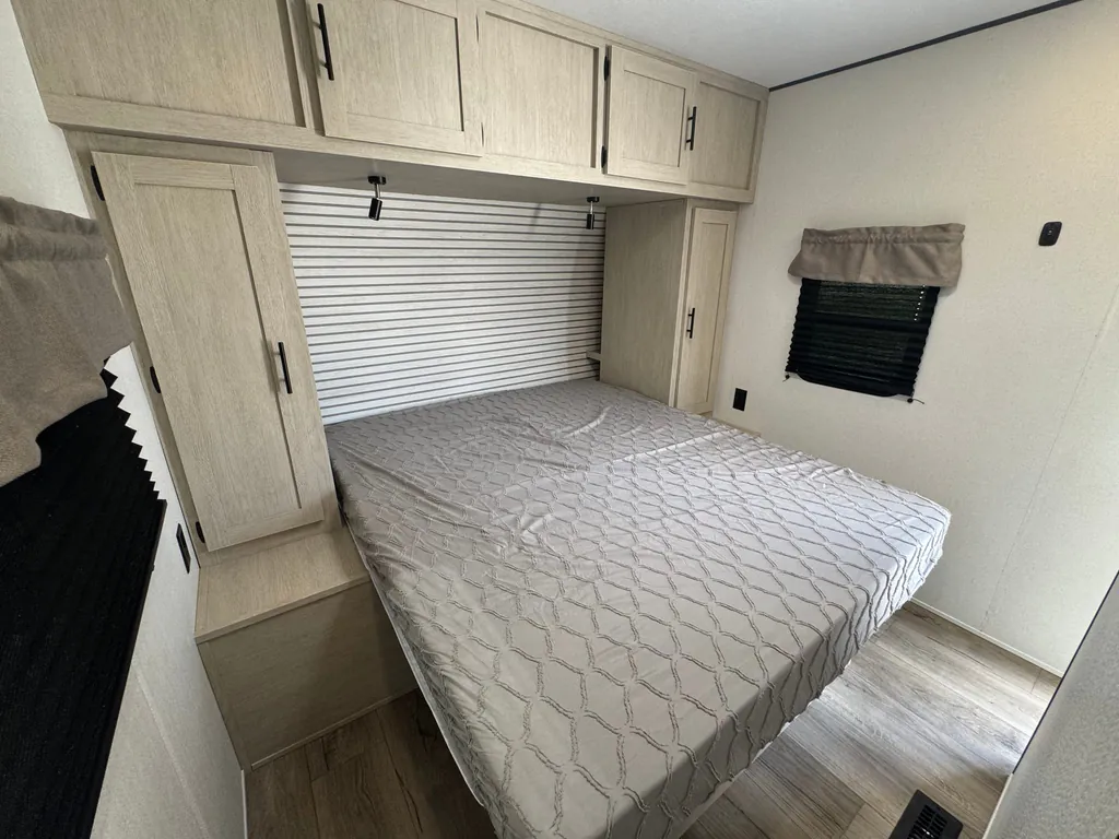 2026 Shasta RVs i-5 Edition 530BQB, Photos photo 13