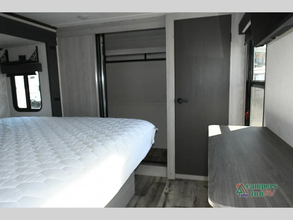 2024 Keystone Montana High Country 385BR, Photos photo 28