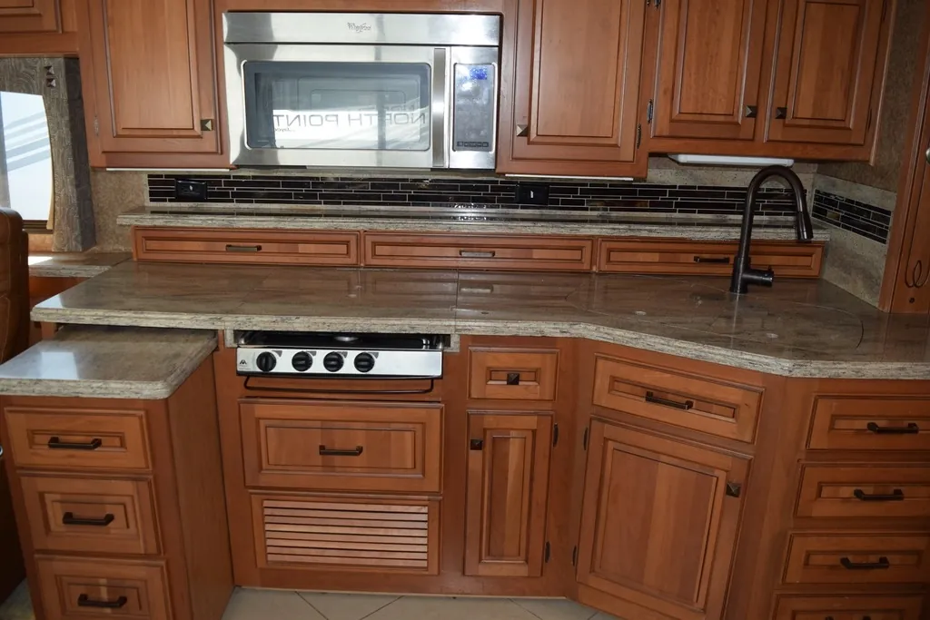 2014 Forest River Berkshire 390 FL, Photos photo 17
