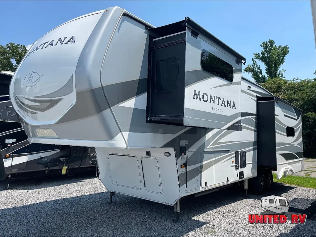 2022 Keystone Montana 3231CK, Photos photo 2