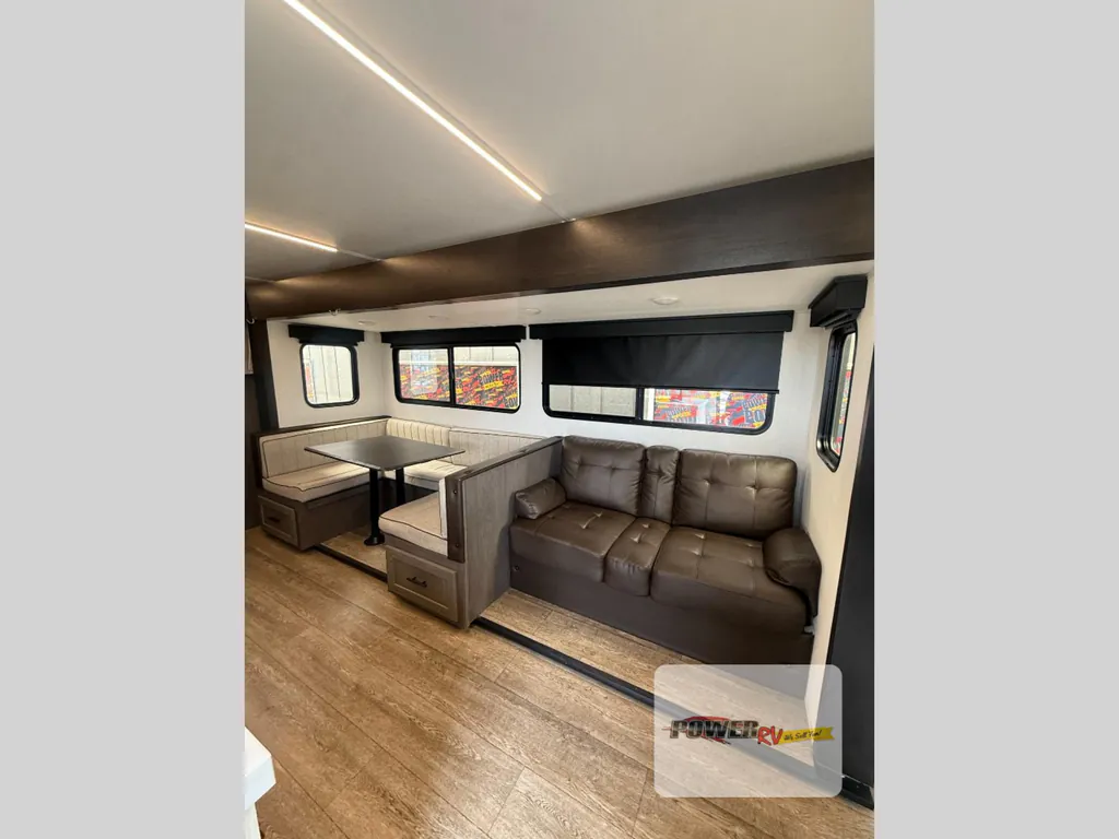 2025 Forest River Cherokee Alpha Wolf 26DBH, Photos photo 12