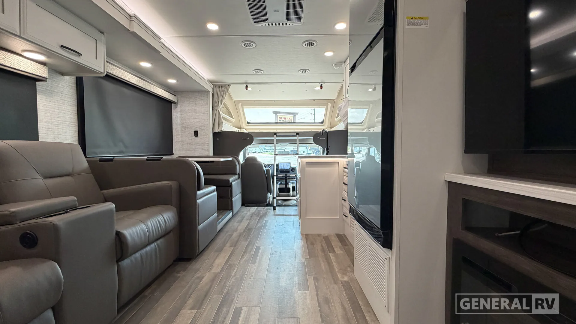 2025 Jayco Greyhawk 30Z - Photo 3